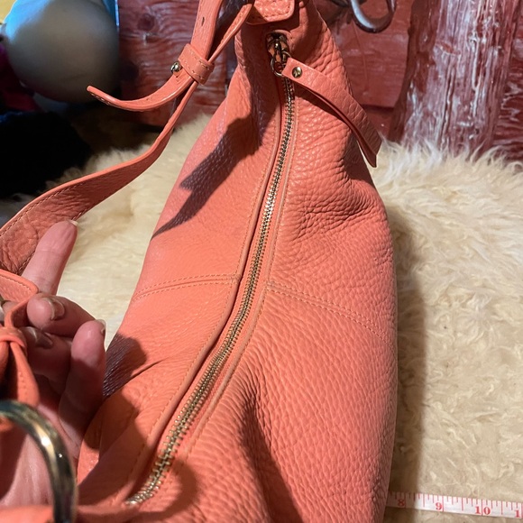 Isaac Mizrahi soft leather bag - Picture 7 of 15